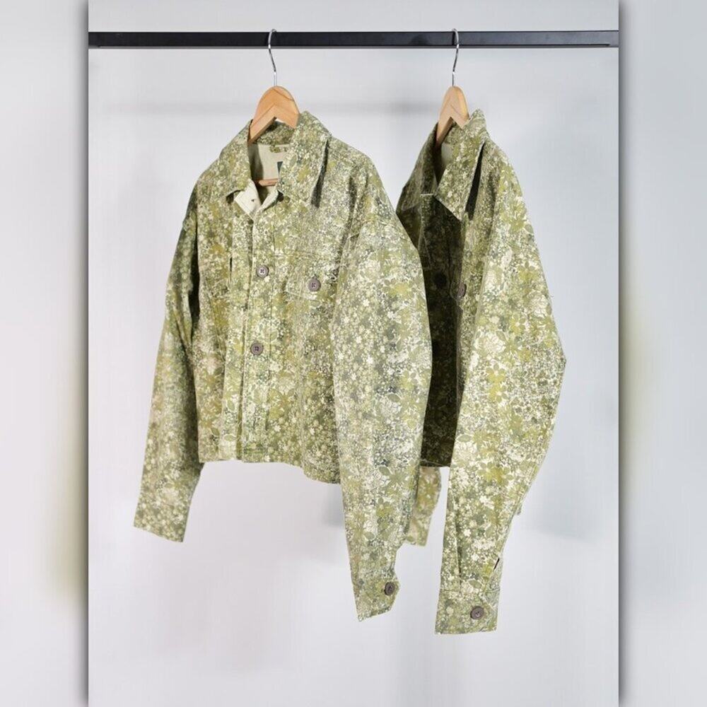 A525 • Floral Print Cropped Utility Jacket - Picture 5 of 7